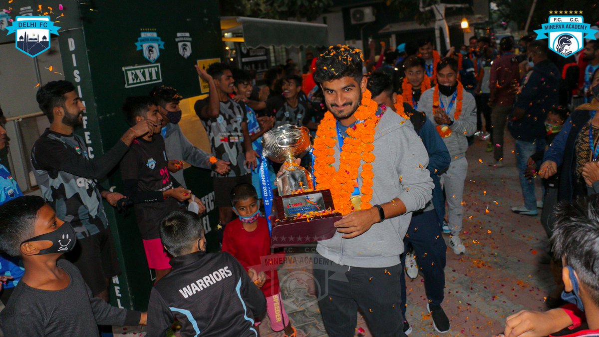 minervapunjabfc's tweet photo. Another 👑 in the 🎩! 😍
Welcome Home, Champions of the inaugural Hero Futsal Club Championship! 💯
8️⃣th National Title for Minerva Academy! 💪
#MAFC #Warriors #TheFactory #DFC #BrothersInNorth #DilmeinDilli #HFCC #Champions #IndianFootball https://t.co/8P6nLoh86K