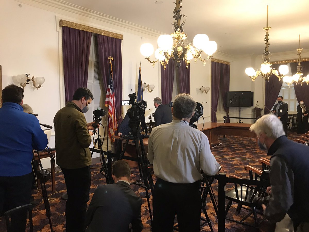 The view from the press section at Room 11 in the #VT Statehouse right now, where <a href="/SenatorLeahy/">Sen. Patrick Leahy</a> will announce his political plans at 10 a.m. this morning.
You can listen live to Leahy’s speech @vprnet