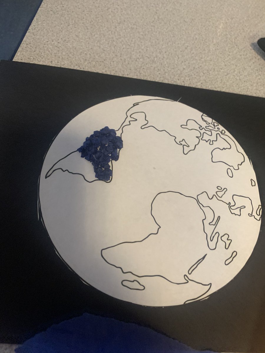 stjosephskly's tweet image. Oak class have been creating some artwork this afternoon with the theme “The Light Of Christ”       John 12:46 
“ I have come as Light into the world, so that everyone who believes in Me will not remain in darkness.”
@bcw_cat #Art #MondayFunday #OakClassRules #JesusIsTheLight