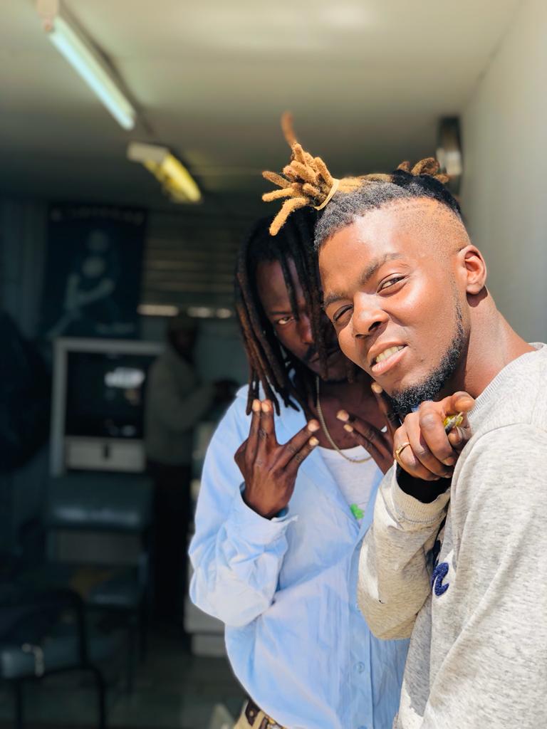 AWildwayz's tweet image. @DonSleek3 Out Again on the 🎹Ice Baby Riddim by Bullet Proof Records 🇿🇦ft Various Artists Worldwide 🌍🌎🌏
🎼🎵🎶 she Love's me Prod by YoungV🇿🇦...
#DancehallLifestyle #AfricanDancehallDon
#1bad #ghana🇬🇭#southafrica🇿🇦