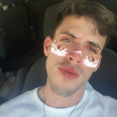 #NuevaFotoDePerfil https://t.co/CSB3uwga6L<a href="/tag/nuevafotodeperfil"class="tags">#NuevaFotoDePerfil</a>