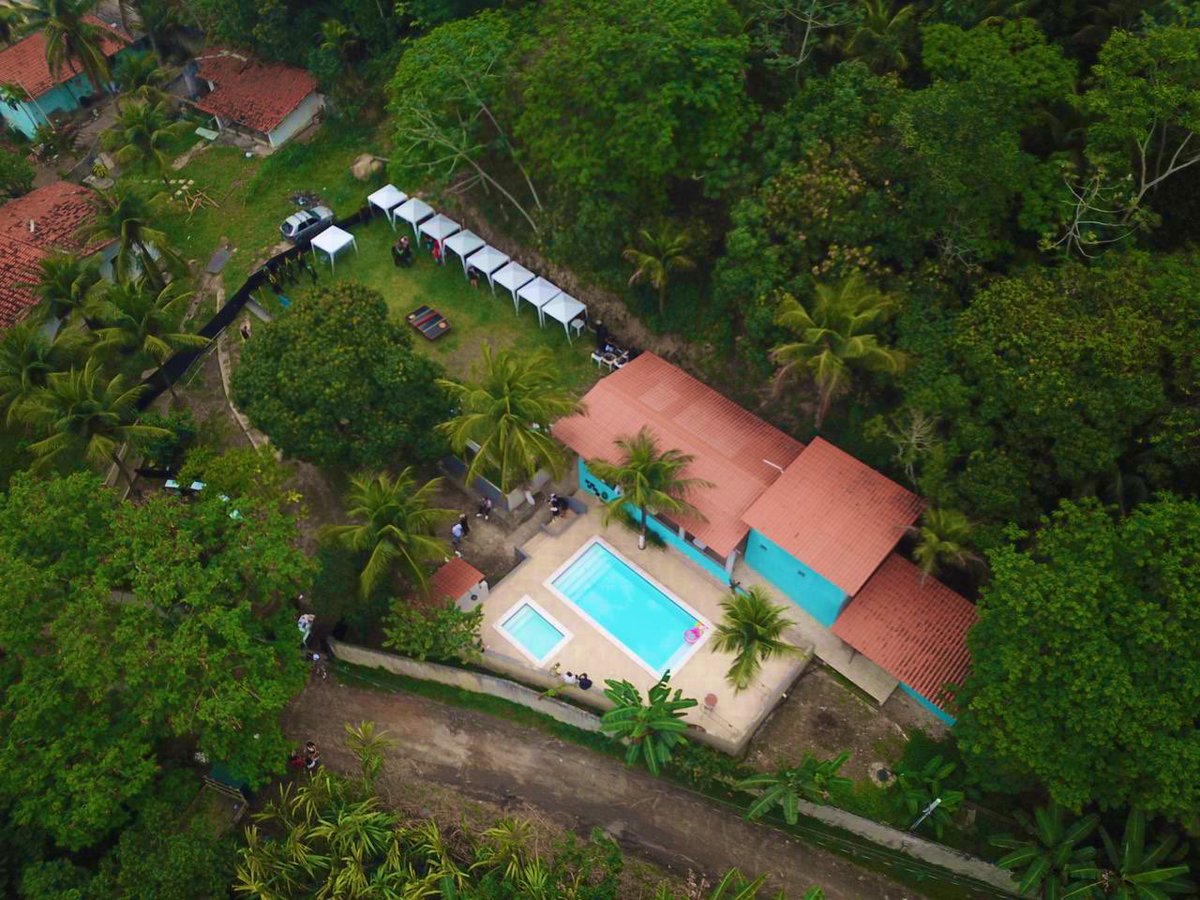 Sábado agora tem STANLEY FOLIA + Cantor <a href="/cantorchininha/">Chininha</a> + Tops Djs 

Entrada unissex 0800 até 23:00h 
Local: Sítio do Cantagalo - Próximo ao sítio das pedras