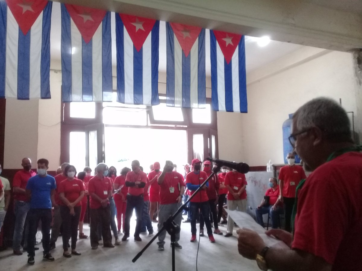 RadiocubaSTX's tweet photo. Ahora mismo en @RadiocubaSTX acto de reafirmación revolucionaria.
#CubaVive @DiazCanelB @GEIC_DICE https://t.co/XnCZSlAOPV