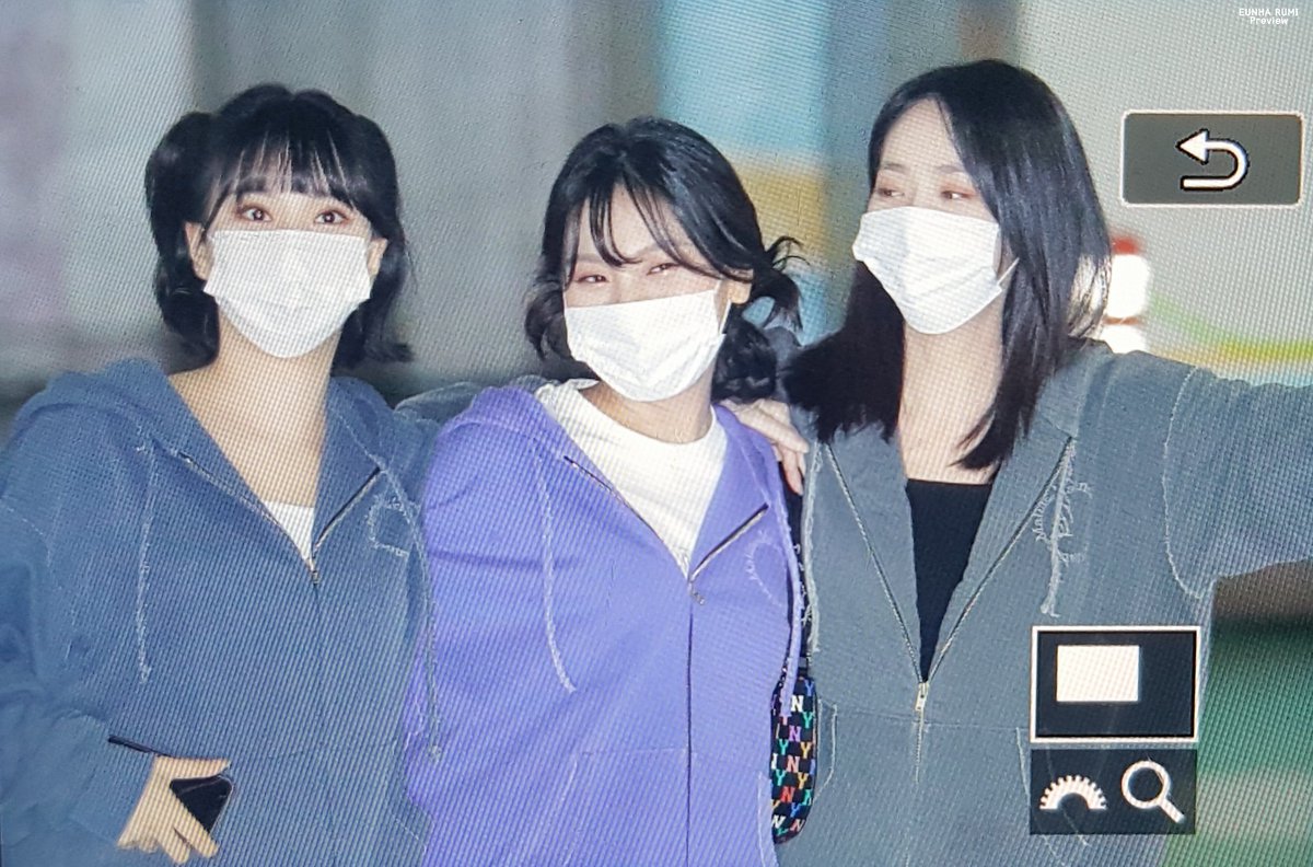 Eunha_RUMI's tweet photo. 211115 스테이션Z 출근 프리뷰 - 은하 (2)

#비비지 #VIVIZ #은하 #정은비 #EUNHA #ウナ @VIVIZ_official https://t.co/HCppWo4Dsc