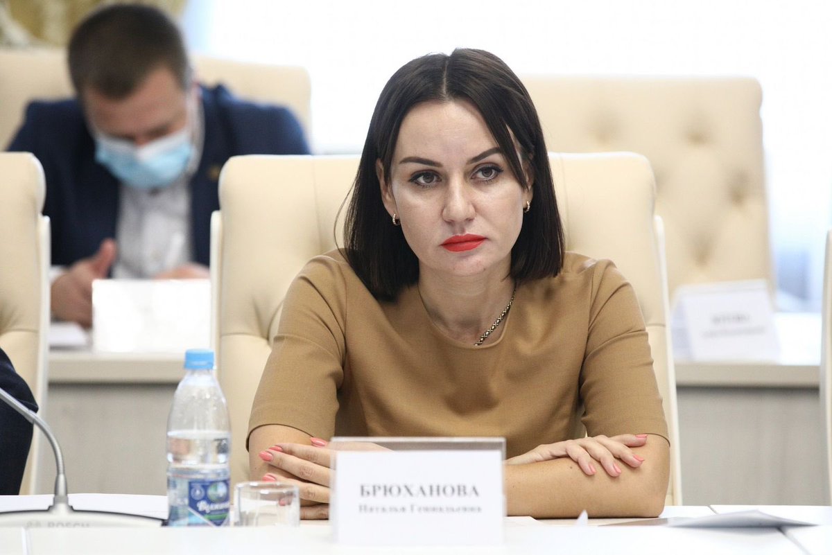 Ульяновская область сразу по трём позициям поступлений налогов в бюджет заняла лидирующие места.
Регион занимает вторую позицию среди регионов ПФО по поступлению НДФЛ. На втором месте по увеличению единого сельскохозяйственного налога и по земельному налогу.