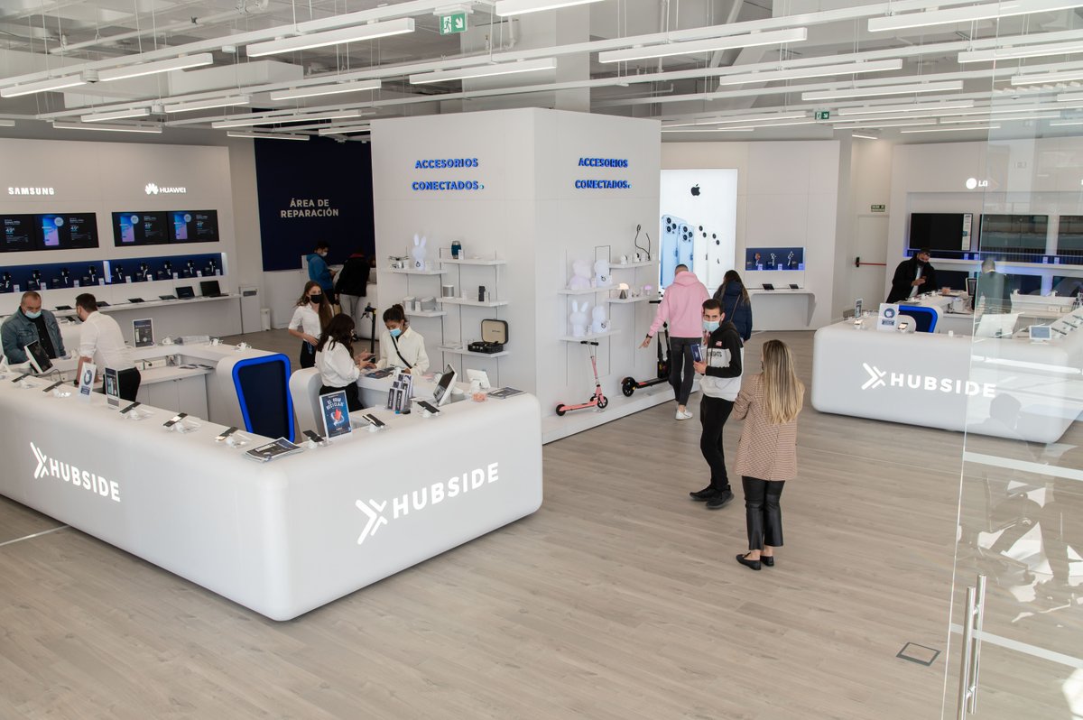 HubsideES's tweet image. ¿Sabes que hemos abierto una nueva tienda de Hubside.store en Zaragoza?💙

📍 Hubside.Store Zaragoza - Travesía Jardines Reales, 7 - 50021

Nuestros expertos en tecnología te ayudarán a elegir el dispositivo que más se adapte a tus necesidades 😍
