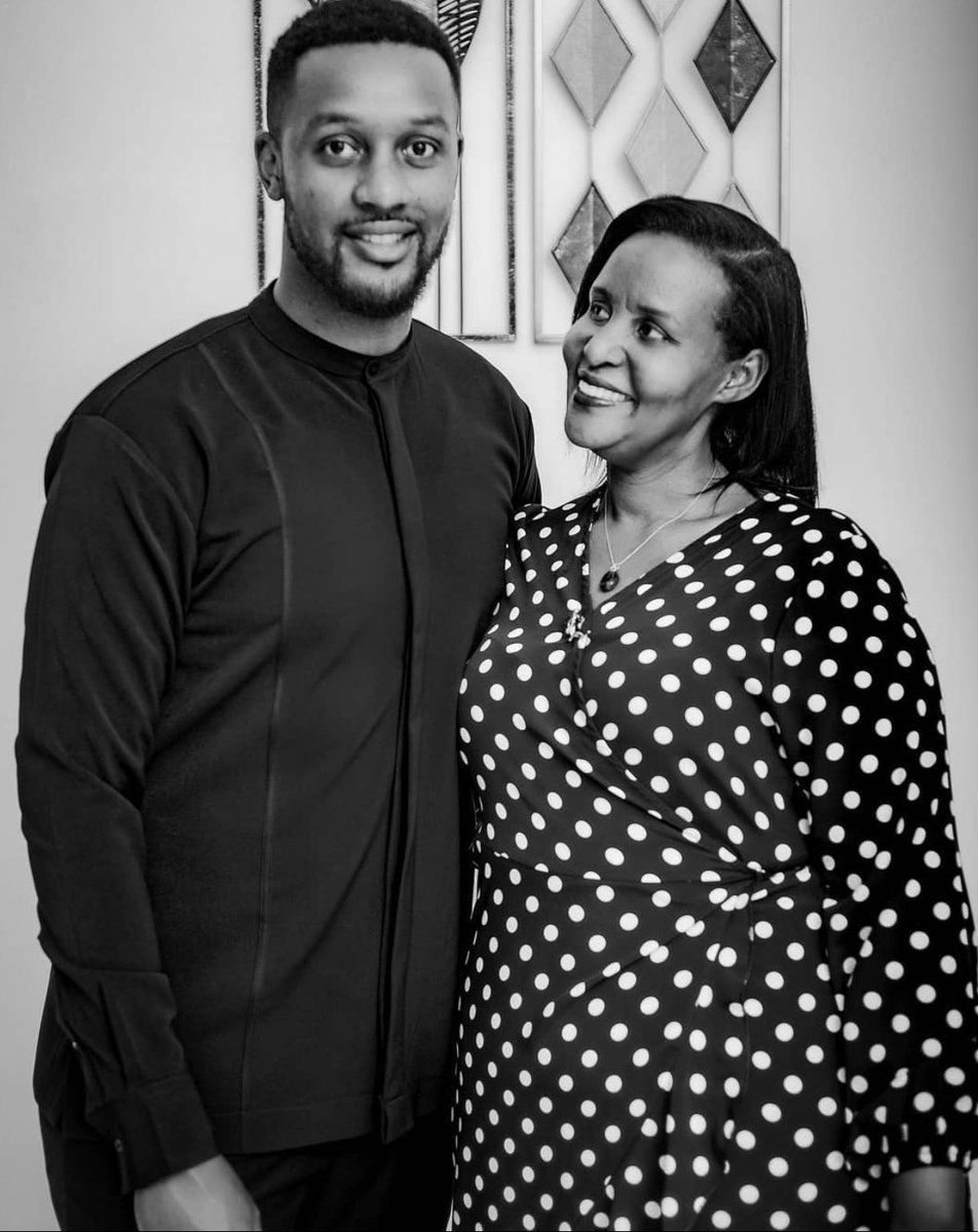 CollectionsRin's tweet photo. The clients review for the past week 😍🥰 is really amazing.thanks to everyone who shop and support us. Your style is our Priority 
Love for #madeinrwanda 🇷🇼♥️ https://t.co/Gh7HTZVKcG
