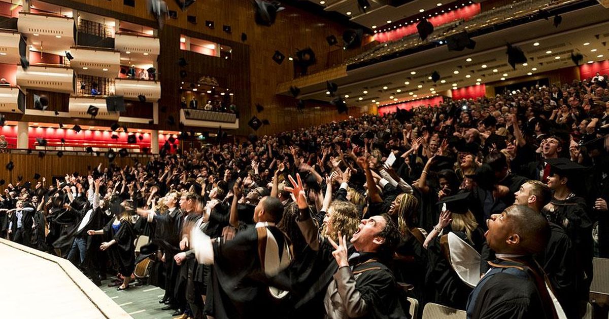 CSSDLondon's tweet photo. We are looking forward to celebrating our classes of 2020 and 2021 at Central’s Graduation ceremony at Royal Festival Hall on Monday 6 December. Both events will be live-streamed.
Learn more about the programme on our website: https://t.co/pls1TCmmvl
#CSSDGraduation https://t.co/hHnhwGeIXc