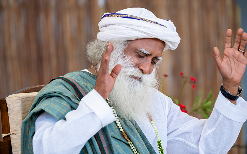 SadhguruJV's tweet photo. If you enhance yourself sufficiently, whatever activity comes your way will be child’s play for you. #SadhguruQuotes https://t.co/UfHtzUfKBT