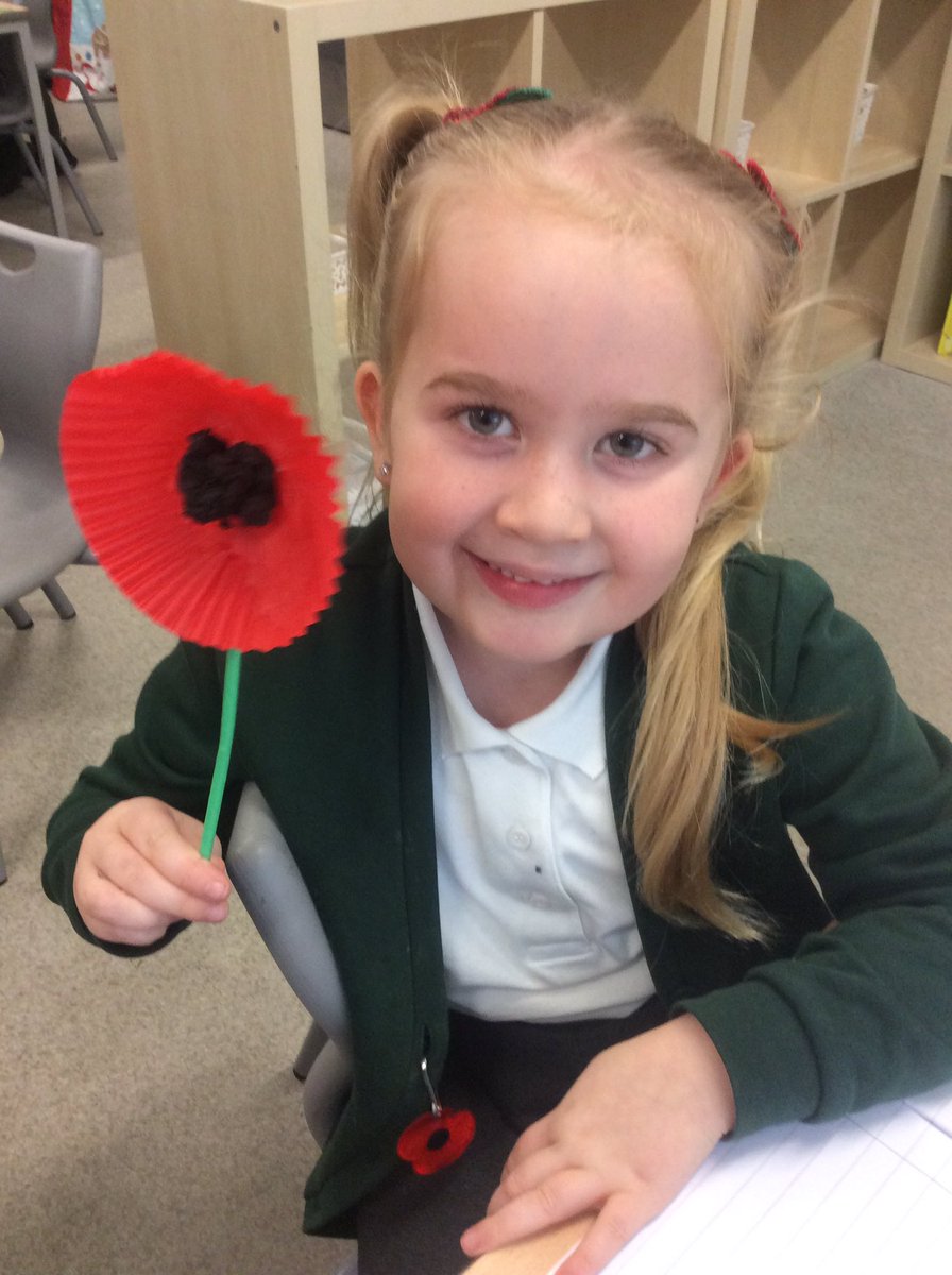 History 
On Thursday (11/11/21) Y1 learnt about poppies and found out why we wear them #RemembranceDay