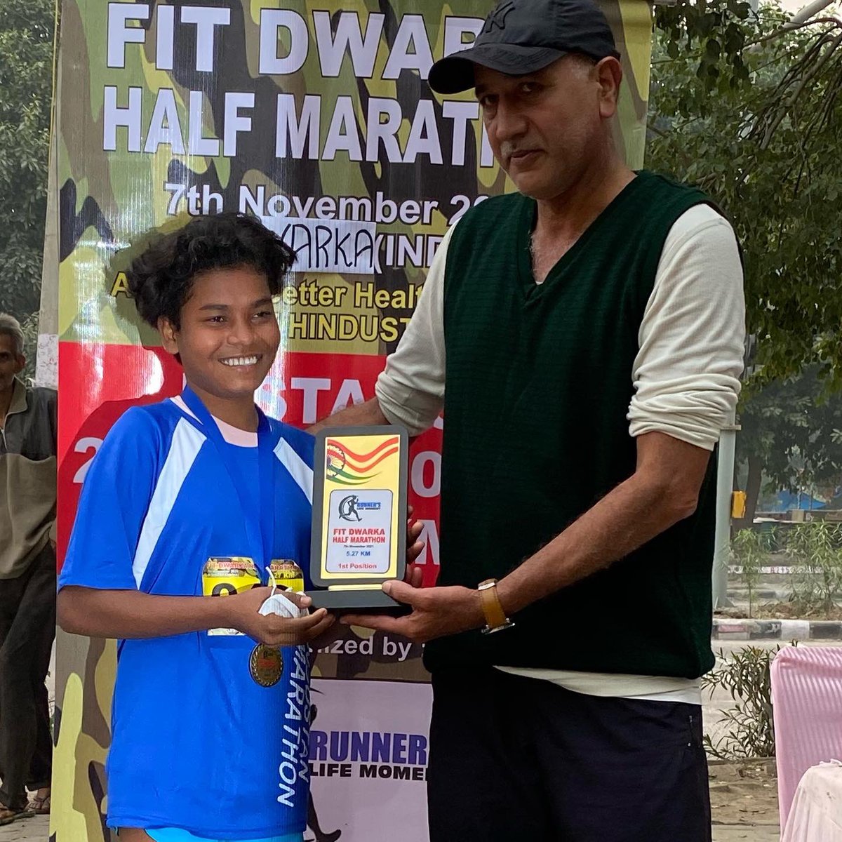 aahanfdn's tweet photo. Rinki Munda our 16 years old lead athlete won first prize in Fit Dwarka Half Marathon in 5.27 km category. She proves that with education, training, love&amp; care, #adivasigirls fighting with child trafficking, alcoholism, child marriage can become role models.@jsspsociety https://t.co/0sdnhmOoZU