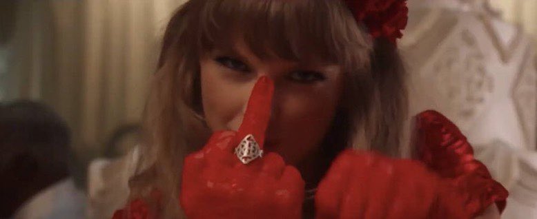 taylorssgay's tweet photo. the villanellification of taylor swift https://t.co/jTUKJZ48v5