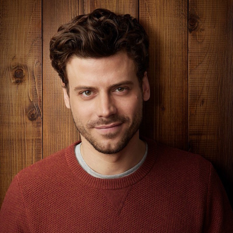 FilmUpdates's tweet photo. Daniela Melchior and François Arnaud have joined Liam Neeson, Jessica Lange, Diana Kruger, Adewale Akinnuoye-Agbaje and Alan Cumming in thriller ‘Marlowe.’

Melchior and Arnaud will play brother and sister, Lynn and Nico Peterson.

(https://t.co/gTPCHwQ45W) https://t.co/XJLC3RgLic