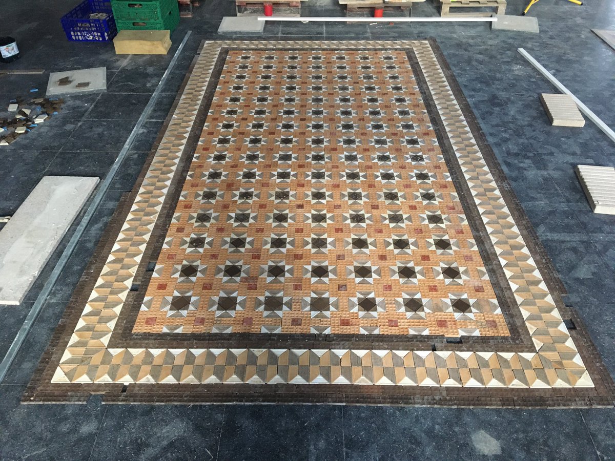 dcatalanjuan's tweet photo. #recuperacionolla #mosaic #nolla #sumacarcer #tallernolla #novafabricacionolla IG @mosaiconolla Restauració mosaic per a Barcelona, 8 m2 https://t.co/sXY4i4eFxm