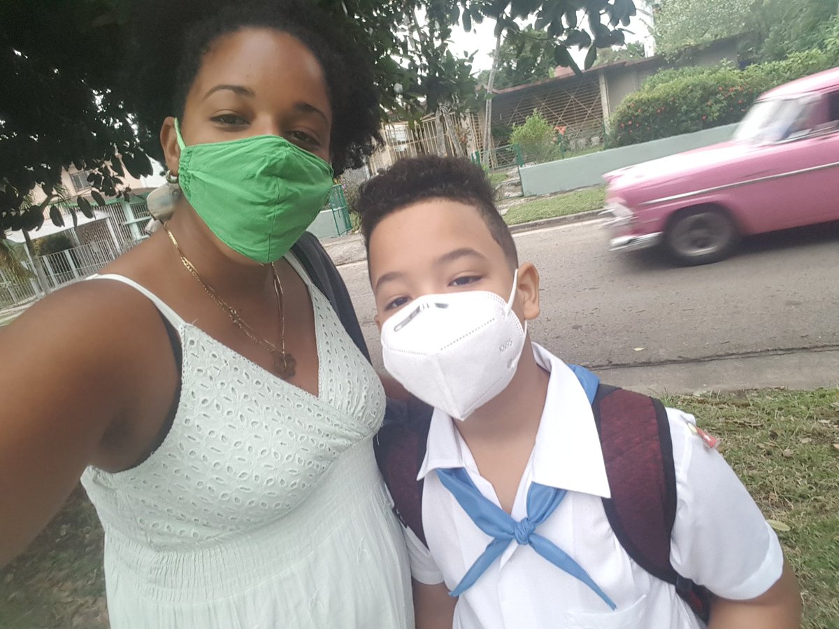 #RadioRebelde #RadioCubana Alegría inmensa hoy al llevar a mi hijo a su escuelita. #CubaReiniciaCursoEscolar #CubaVive #CubaViveYRenace #CubaViveyAbraza <a href="/radiorebeldecu/">Radio Rebelde - Cuba</a> <a href="/liubamoreno/">Liuba Moreno Cuba</a>  <a href="/GabdielSilva/">GabSG 🇨🇺</a> <a href="/MedinaAlbelo/">silvia albelo medina</a>