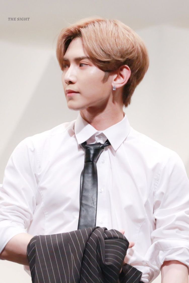[ day 13 🧭 ]

help rt and drop yours 👇

8 MAKES 1 TEAM
#MAMAVOTE  #ateez <a href="/ATEEZofficial/">ATEEZ(에이티즈)</a>

🖇 : mama.mwave.me/en/vote
(please prioritize to vote on mwave website!!!)