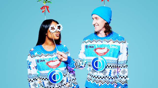 LizWittRecruit's tweet photo. Go behind-the-scenes on this brilliant holiday sweater campaign from Orbit Gum, supported by my awesome @ICFNext colleagues! https://t.co/ckzOsYXCIH https://t.co/DUXHVGvKVA