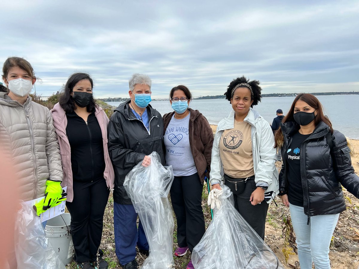 PTDayofService's tweet photo. Check out Gina and her crew cleaning up the ocean with an organization called Clean Ocean Action in South Amboy, NJ.

If you have a story you would like to share, reach out to support@ptdayofservice.com 💚 https://t.co/aRu2si5hvk