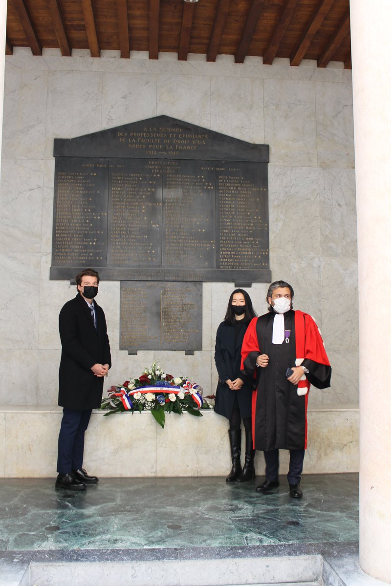 HOMMAGE I Le doyen <a href="/PhiAgresti/">Jean-Philippe Agresti</a>  honore la mémoire des collègues et étudiants morts durant la guerre 1914-1918 et 1939-1945 à l'occasion de l'armistice du 11 novembre.
<a href="/FdspAmu/">FDSP AMU</a>