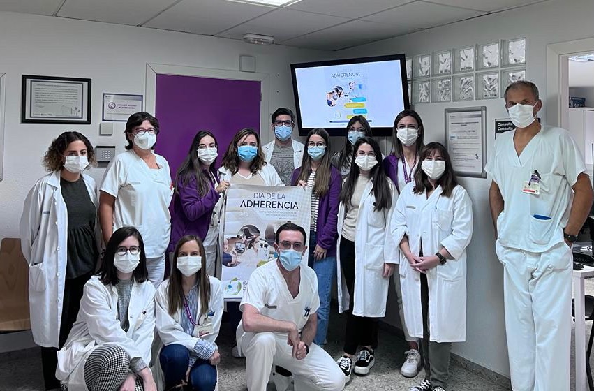 farmaelx tweet media