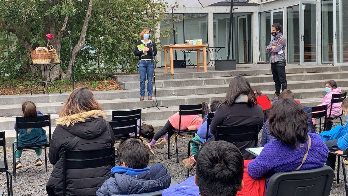 “Creemos que este tipo de proyectos, donde podemos aprender de ustedes, las comunidades, nos sirven para guiar el trabajo que tenemos que hacer”, señala Alejandra Engler, directora de <a href="/Nucleo_CESIEP/">CESIEP</a>. 🙌🏻

La directora viajó desde Santiago especialmente para este lanzamiento. 😍