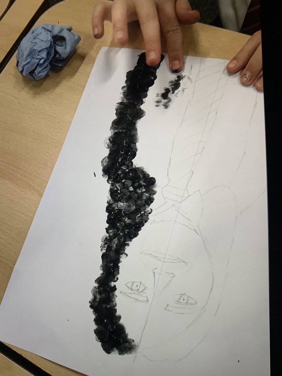 CofeSchool's tweet photo. Today the children have worked, as Chuck Close, using their fingerprint to create a portrait. They have varied the amount of pressure used and have overlapped the fingerprints to create shadows and highlights. #keyartist #potraits #painting https://t.co/bgsyexQSmk