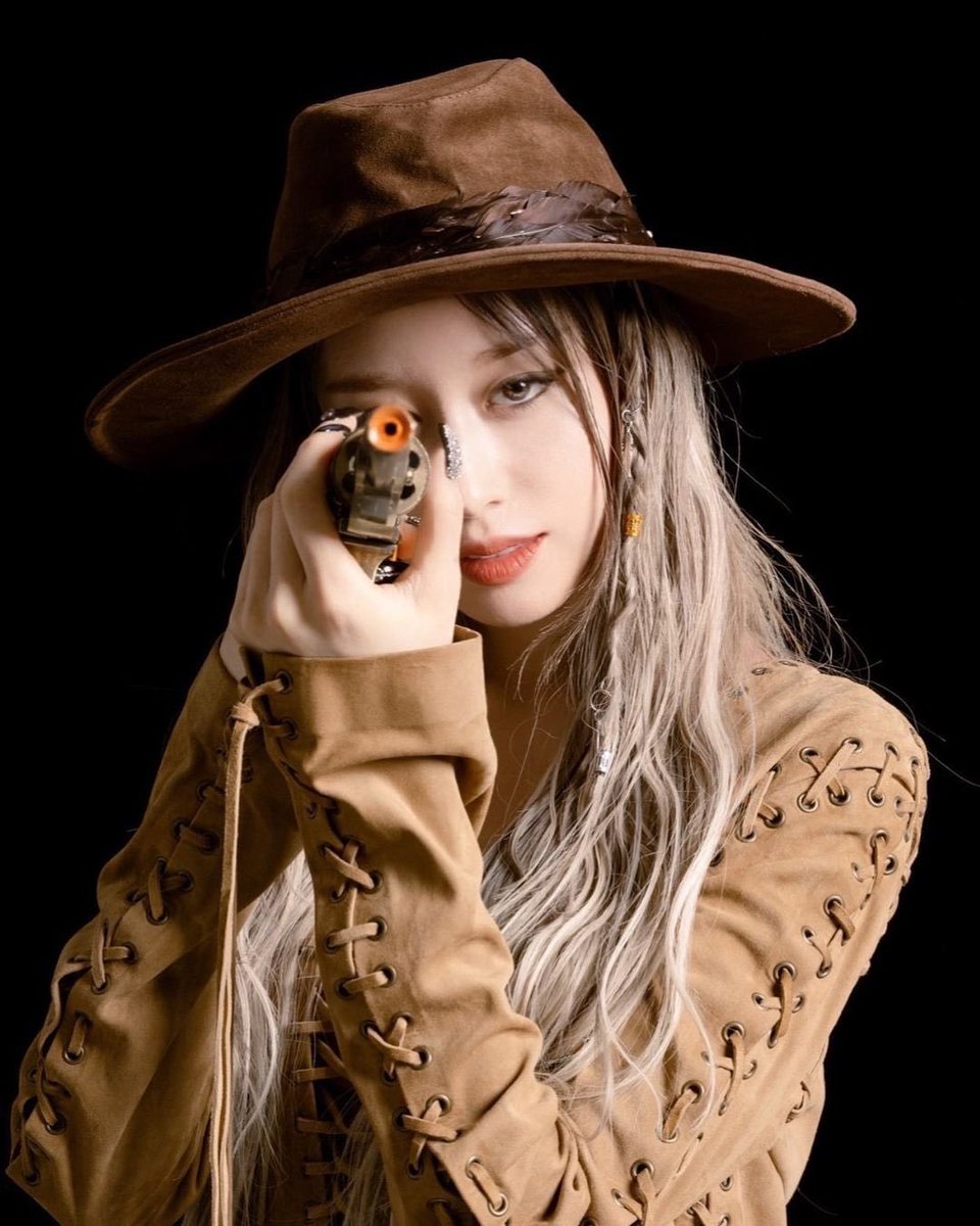 CikShy_Lent's tweet photo. Baby J ❤✨
Are you human being ? 😍😍😍
#TARA_COMEBACK #PARKJIYEON #TARA #ALLKILL #TIKITAKA https://t.co/uZNn2ANfYr