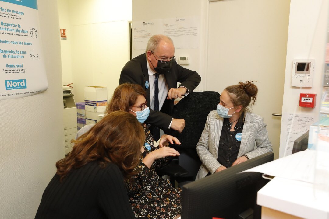 christianpoiret's tweet photo. Passage par la MDIE de #Lille où j’ai pu échanger avec des équipes engagées et des participants motivés dans le cadre de l’opération #ReussirSansAttendre ! https://t.co/6vbEQBApXR