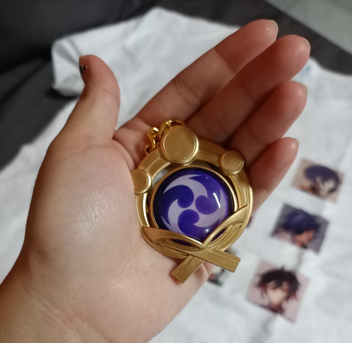 Ly_roseeee's tweet photo. I got my #electrovision todaaaaay 😁💜
#genshintwt https://t.co/CrQVfV4LeQ