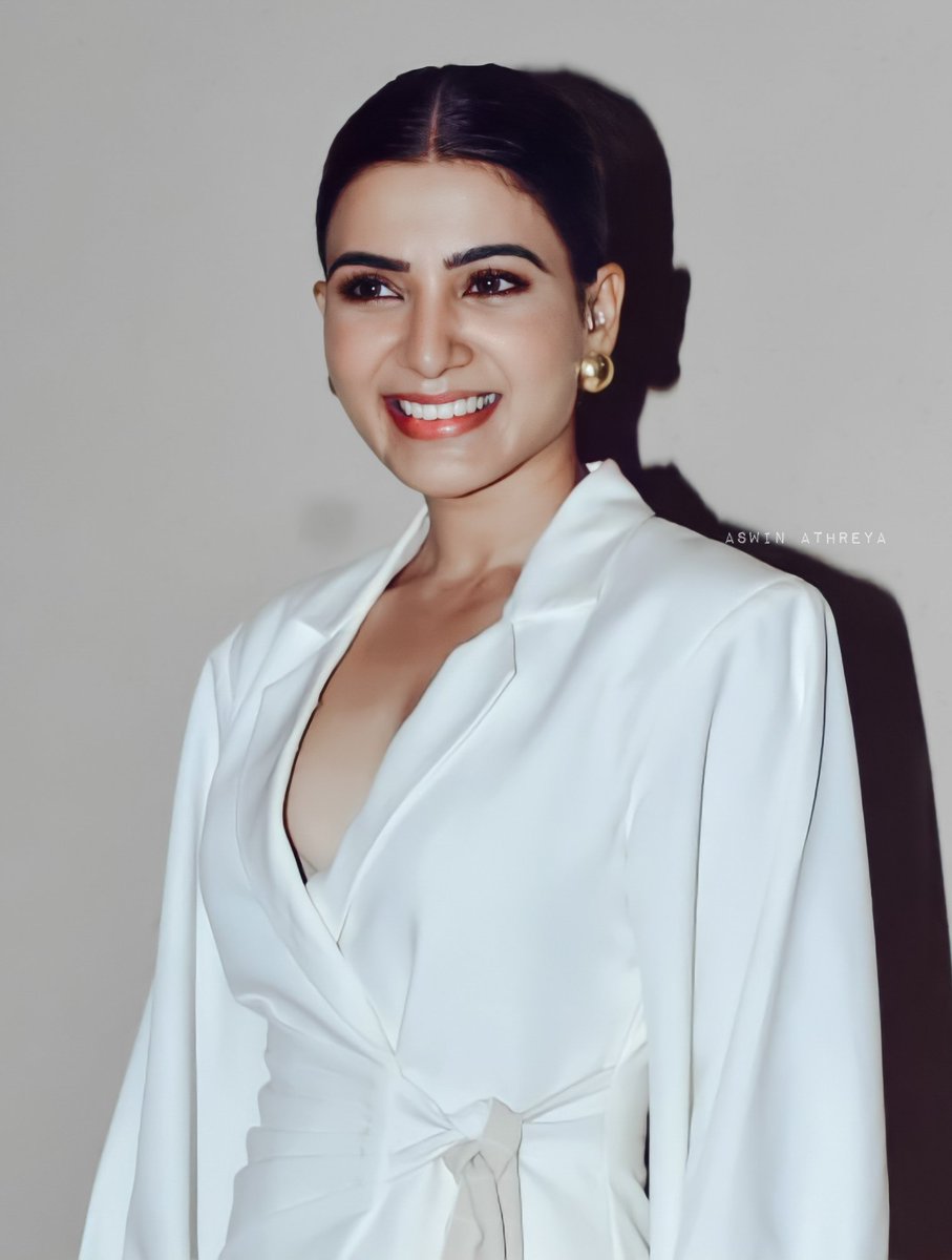 aswinsammu's tweet photo. 😍🤍🤗
@Samanthaprabhu2 🤍
#SamanthaRuthPrabhu 
#KaathuVaakulaRenduKaadhal 
#Khatija https://t.co/4NosXBxOO1