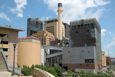 PatrickHamilto2's tweet photo. .@sciencemuseummn’s provider of chilled and hot water, @energystpaul, now provides carbon-neutral cooling, slashing our carbon emissions by 38%. Our emissions down 80% from 12.3 million lb/year in 2013.
#ClimateAction #EnergyTransition #energy #climatechange #energyefficiency https://t.co/jUG7QWVP9o