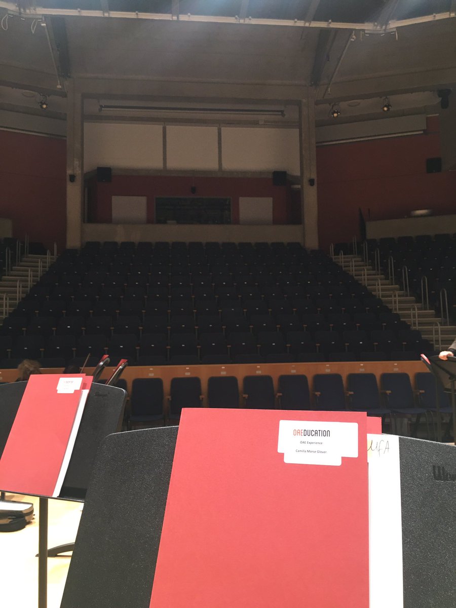 CMG_Cello's tweet photo. From some stormy Haydn in Wiltshire with #OAE education, to my first Messiah in about 2 years! Busy weekend but glad to be traveling around the UK again. #music #Messiah #Haydn #Symphonies #historicalperformance https://t.co/yYM9rk87Bs