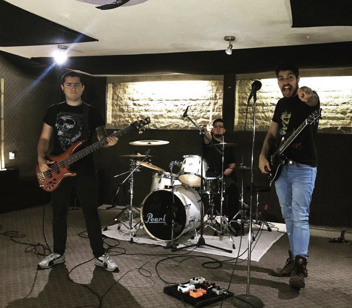Duhjentleman's tweet photo. #ShowMeYourBand #TwoNotesToneVault https://t.co/2OyWgYZilQ