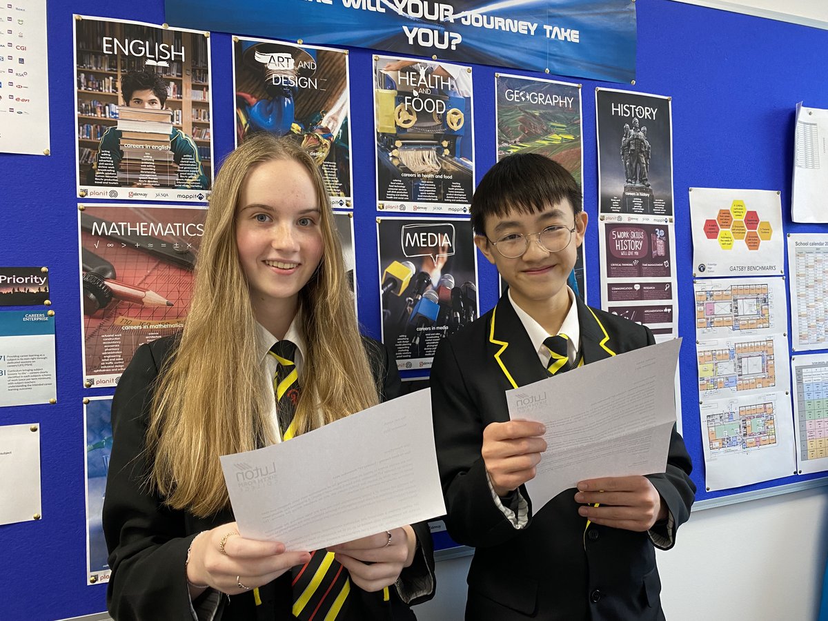 PutteridgeHSch's tweet image. Congrats to Olivia &amp;amp; Vincent who have been successful in their applications for a scholarship to @Berkhamsted6th. The rigorous process included a range of demanding interviews &amp;amp; presentations to teachers, heads and board members. #hardworkpaysoff #FirstClassFutures.