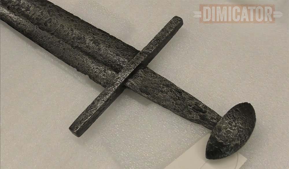 RobertTheBarry's tweet photo. If you have sword-waving folks in your stories, #writerscommunity, you should know about #Dimicator
#medievalmonday #Sword
https://t.co/ishXQCeDZx? https://t.co/S8UtCIst3s