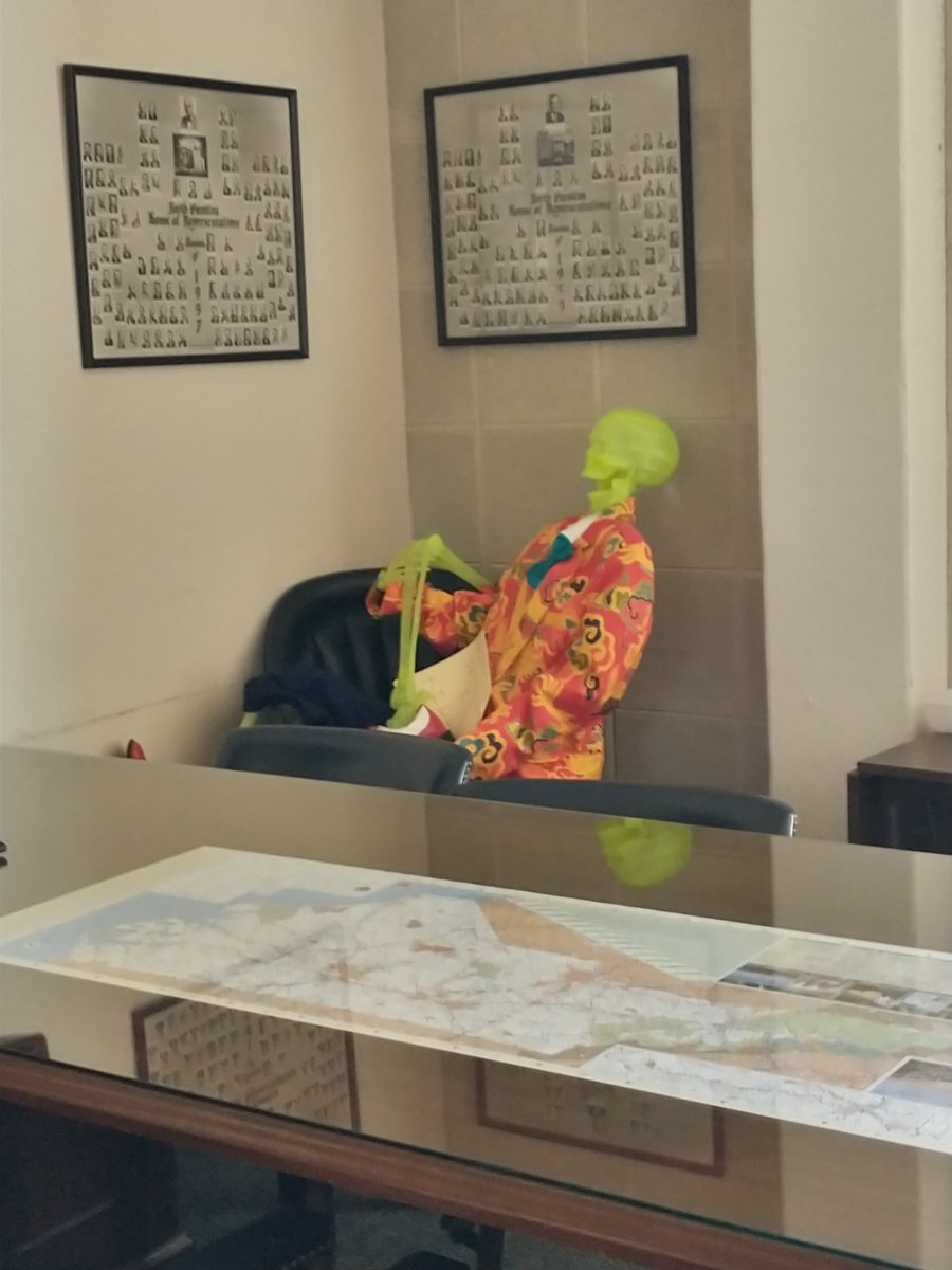 RaleighReporter's tweet photo. Spotted an #ncga budget writer resting in a corner of the Legislative Building this morning #ncpol https://t.co/FBaGzsRfRe