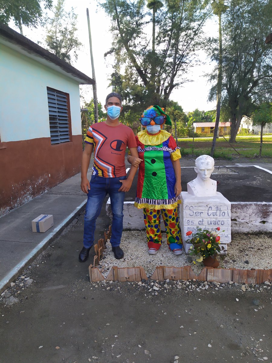 BPlacetas's tweet photo. Reanudamos hoy el curso escolar y lo hacemos con diversas actividades, transmitiendo en todas amor, esperanza y confianza en nuestro PCC. @RevillaVega @menendez_rivero @CubaMined #DeRegresoALasAulas #ALaEducaciónPonleCorazón #SomosContinuidad https://t.co/M2Kmf30wBD