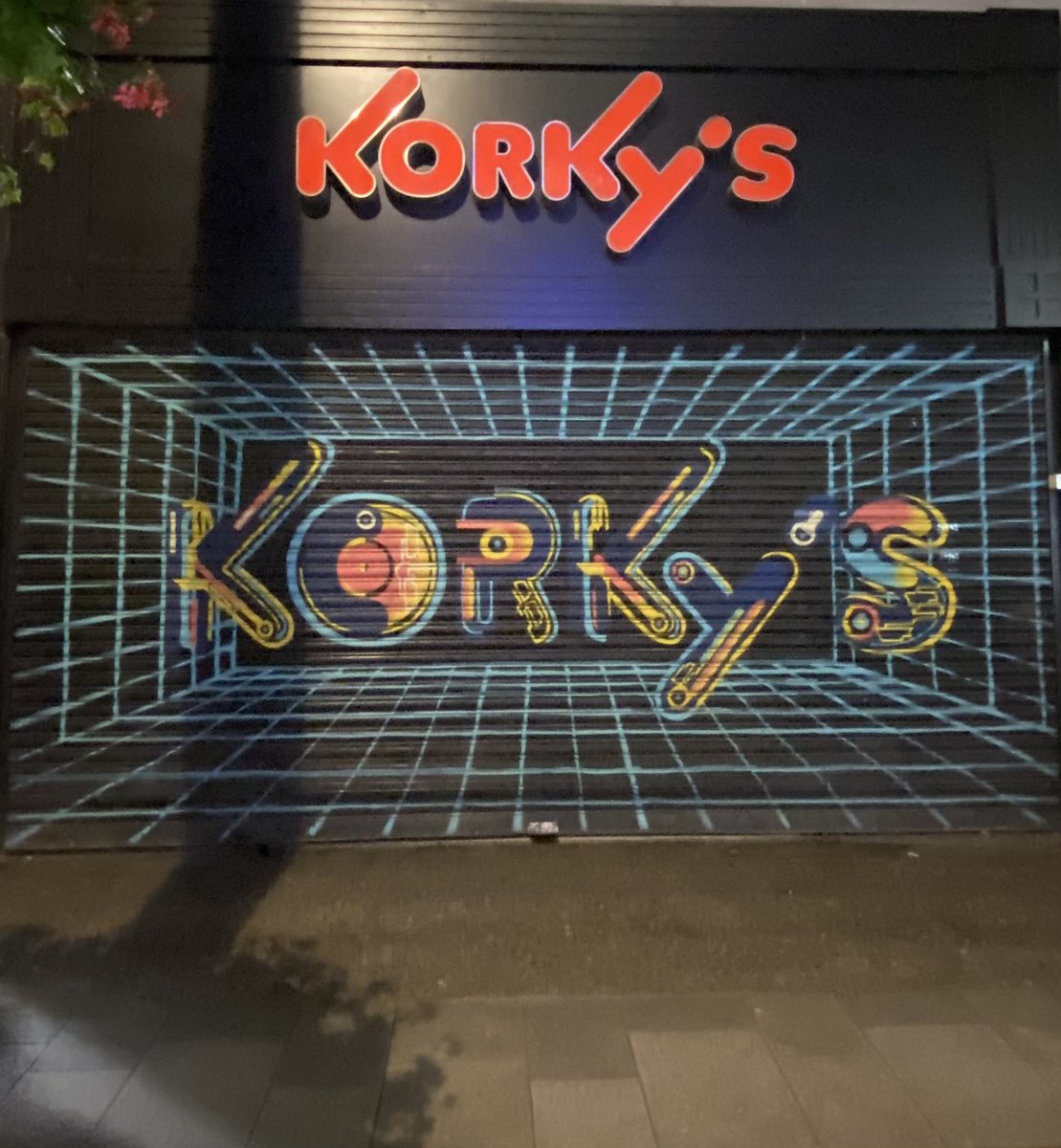 Don’t think we could’ve asked for cooler shutters tbh🥰