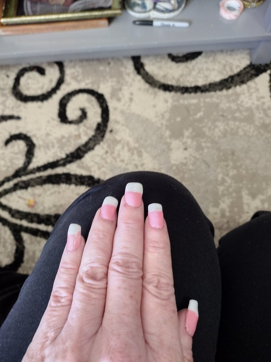 GinaSnider13's tweet photo. My new polygel nails https://t.co/Zf8cmIDPmw