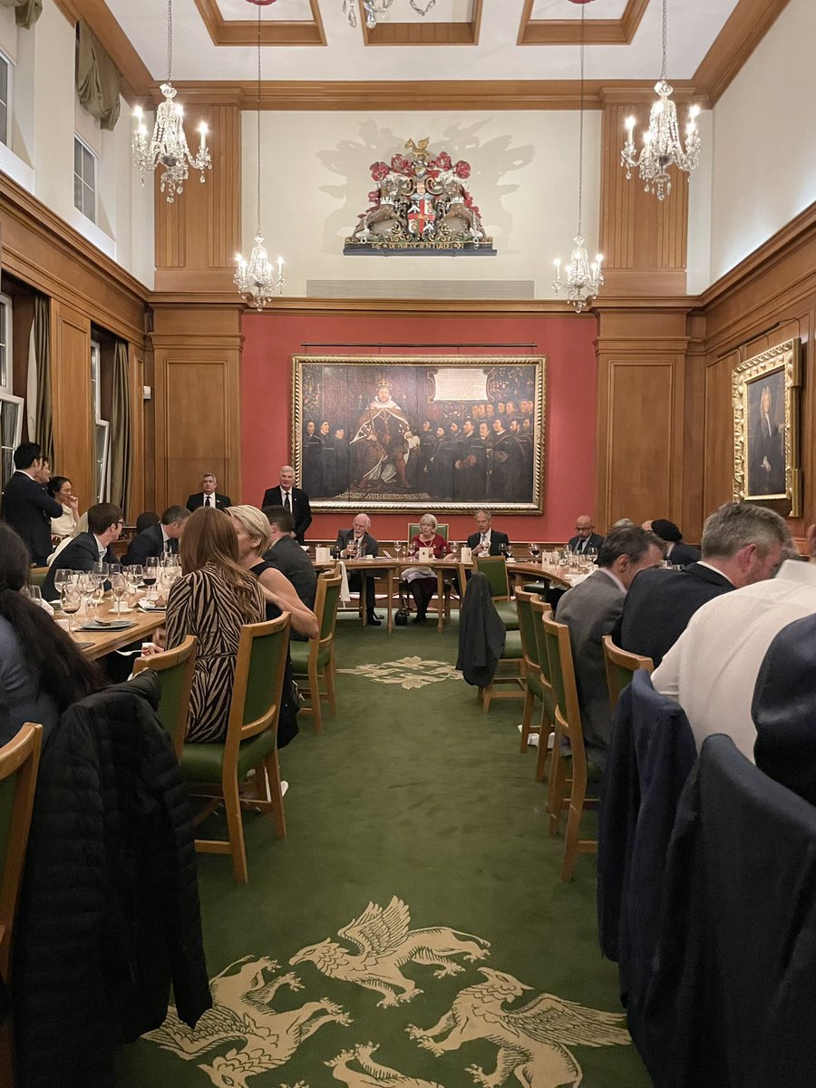 wcundy's tweet photo. Proud that I was able to speak at the @PottRotation Scientific Meeting at the Barber-Surgeons Hall. Fantastic meeting where collegiality and mentorship was emphasised. Thanks for organising @dr_dferguson https://t.co/xuEM9grCh3