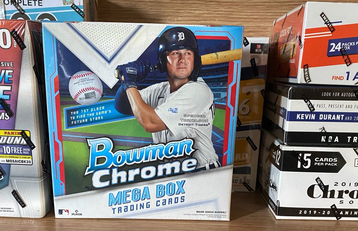Anyone interested in a Bowman Chrome Baseball Mega Box? Let’s give this one away! 

LIKE, FOLLOW &amp; RT to enter! 

Winner will be chosen Friday Nov 19th or Saturday Nov 20th. Past winners allowed to win again! #Thehobby #GiveBack