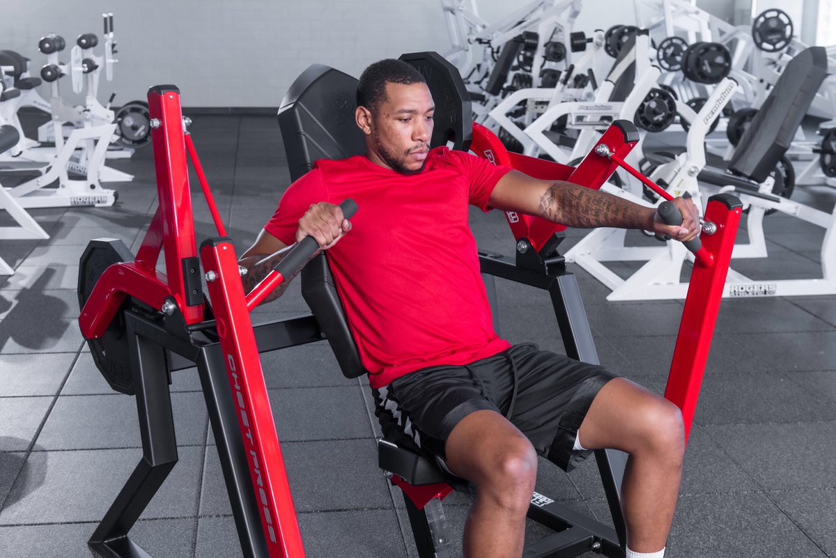 Pendulum_Strong's tweet photo. The Pendulum Performance Chest Press. This machine is a spin off of our Vertical Chest Press. It maximizes stimulation to the pectoral muscles while minimizing the impact to the shoulder joint. 

#GETSTRONG #pendulumstrength #homegym #garagegym

https://t.co/tb9uoEW4cc https://t.co/JEHIy90pZP