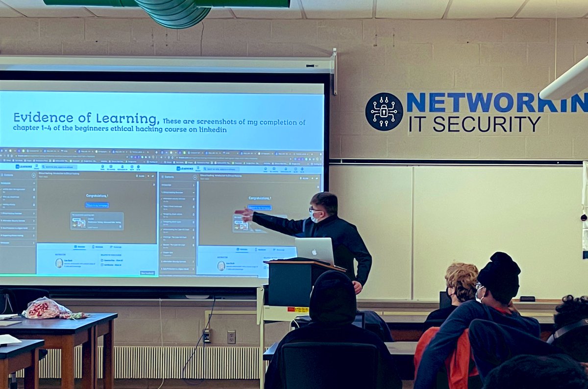 Lucy Ott tweet media