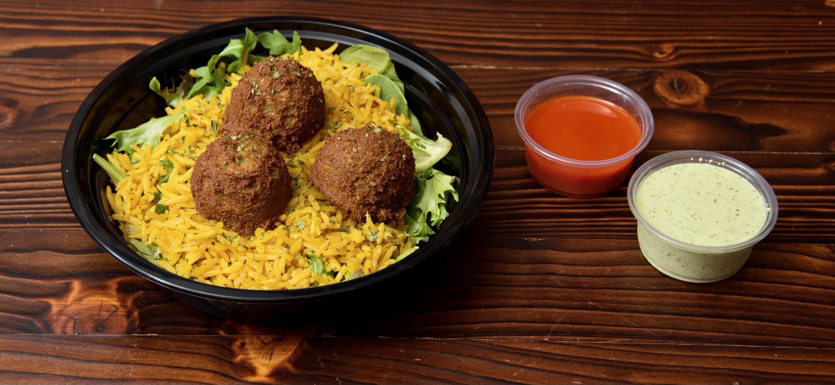 KeshetKitchen's tweet photo. How do you like to start off your meal? 

Do you like a little taste of the ocean with white fish with amba salsa, or do you like to keep it simple with #falafel? 

We've got plenty of way to customize your entrees.
https://t.co/hhhJGryFFO https://t.co/1ycdx3Vcg7