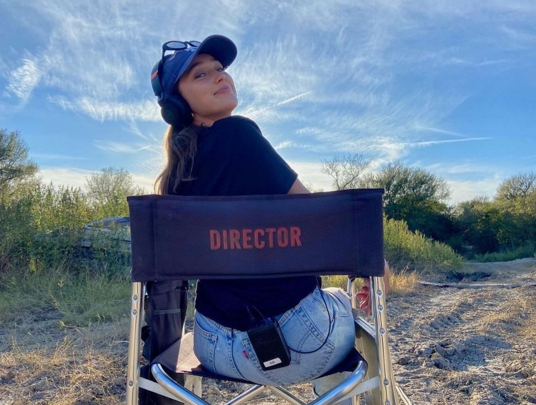 AbaevD's tweet photo. The most beautiful director 
Alycia Debnam-Carey https://t.co/azFn3qQ2XA