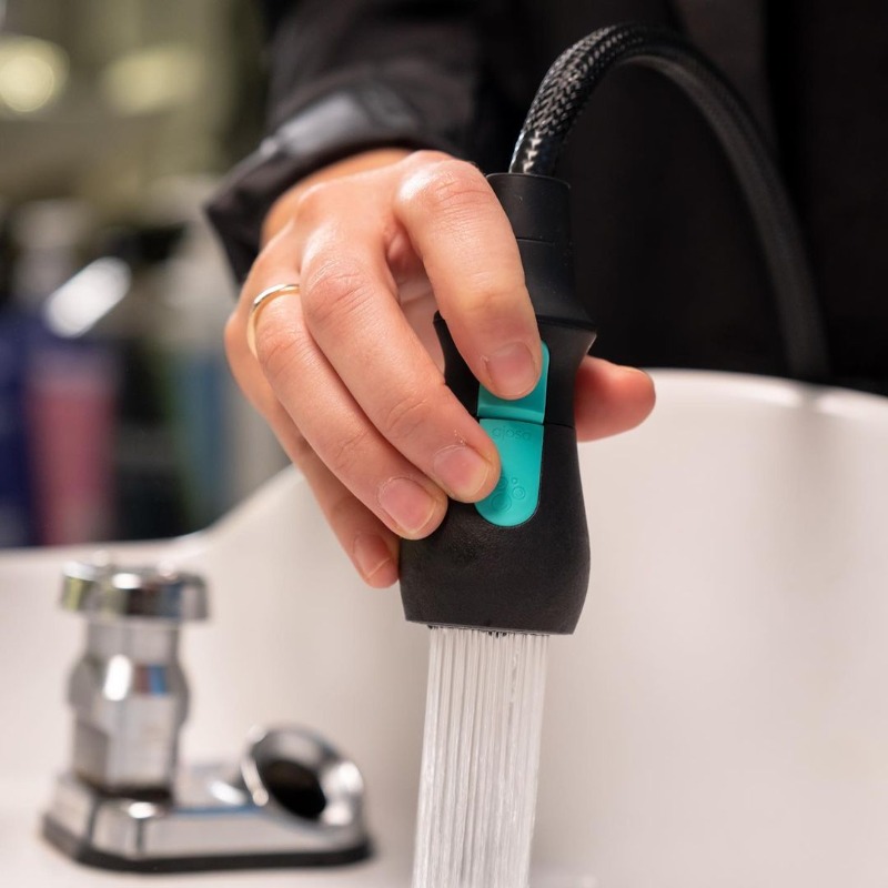 LOrealGroupe's tweet photo. We are happy to share that L'Oréal Water Saver's collaboration with #Gjosa is part of the 100 best innovations 2021 ranked by @TIME. This beauty tech haircare #innovation reinvents the hair washing experience by using water more #sustainably. Discover more👇