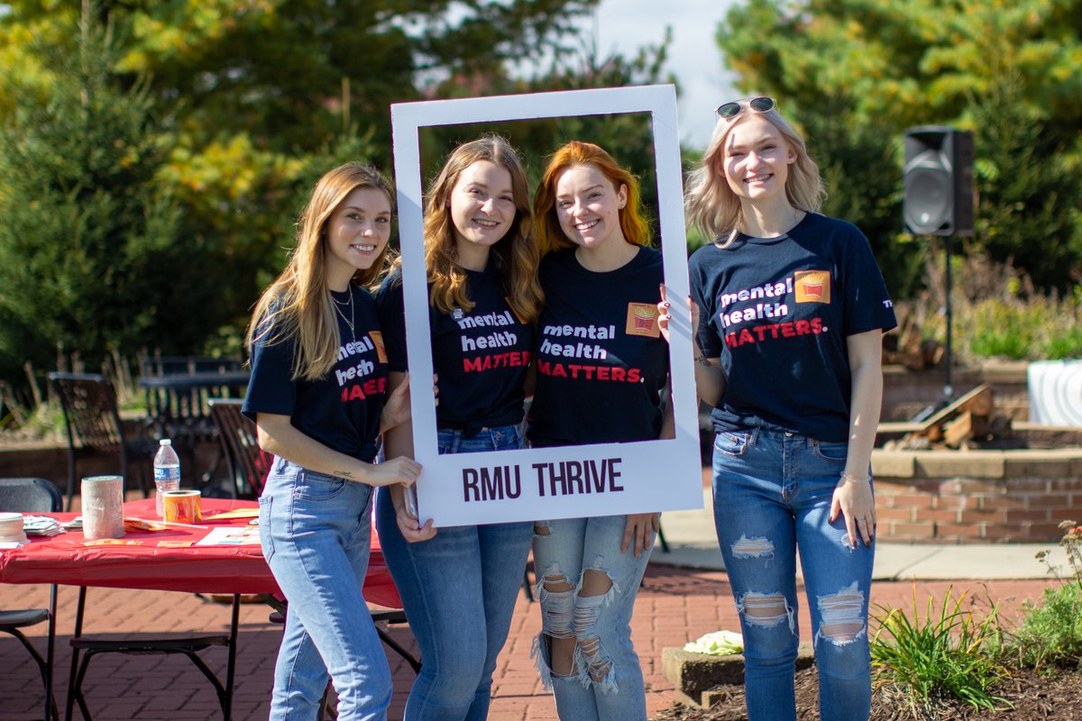 RMU's tweet photo. Join RMU Thrive today between 3-5 PM to celebrate World Kindness Day and National Stress Awareness Day! 💪 🧠 

Get a FREE t-shirt for a thank you note to an RMU staff member, roll your own stress ball, grab a coloring page and enjoy some coffee from Urban Trail Coffee Co.! https://t.co/x0lkxhDGbW