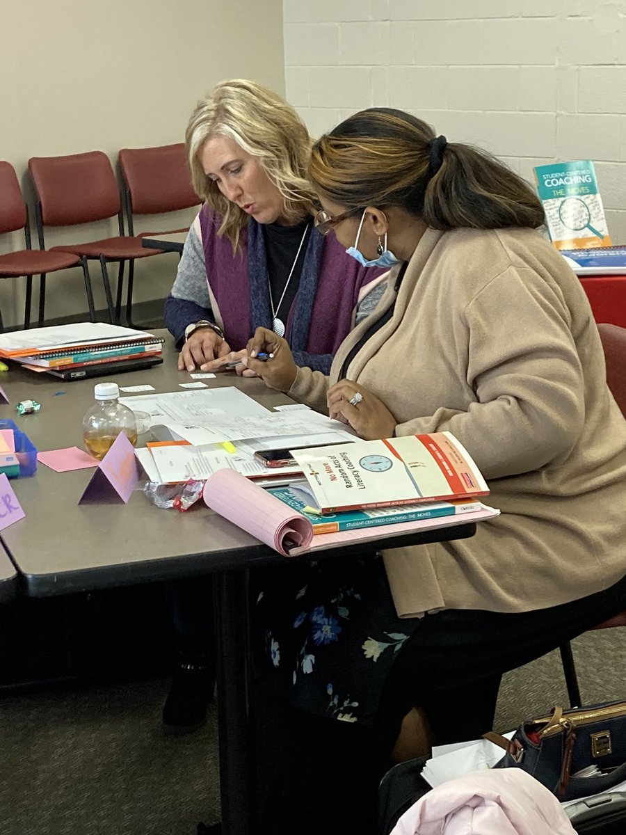 ARI Region6 simulation teacher/coach communication. <a href="/MistyButlerWard/">Misty Ward</a> <a href="/TerriElmoreARI/">Terri Elmore</a> @DrGloverARI @LibbyFrankelARI <a href="/bonnieshort17/">Bonnie Short</a> <a href="/Alabama_Reading/">ARI / The Alabama Reading Initiative, ALSDE</a> <a href="/AlabamaAchieves/">Alabama State Department of Education</a>