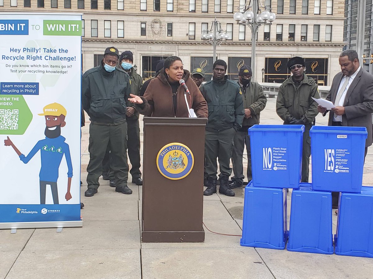 StreetsPhila's tweet photo. Dear Philly, take a minute before you bin it! Know what goes in your recycling bin. Plastic and glass bottles, milk cartons, paper, cardboard boxes and metal / tin cans are acceptable in Philly. No plastic bags in the recycling and don't put your recycling inside a plastic bag. https://t.co/aTpgWNPUA5