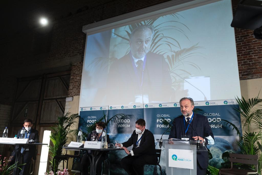 FarmEurope's tweet photo. The Global Food Forum is finally happening! 

Follow the hashtag #GlobalFoodForum2021 for its updates on how the #GreenDeal can be turned into a good deal!

Thank you first to @MGolubiewskiPL to address the Forum on behalf of #Agricultural Commissioner @jwojc! https://t.co/3JTQg8XSQU